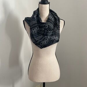 Fair Isle Snowflake Fleece Infinity Scarf Black Gray Nordic Winter Loop Shawl‎